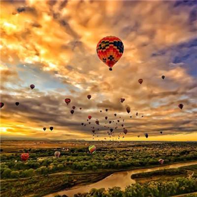 皇冠体育下裁截图